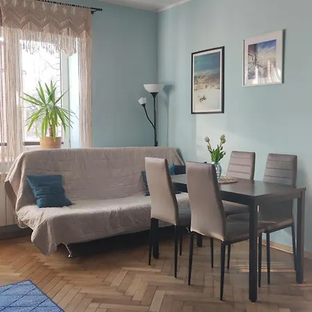 Z Jacuzzi Apartment Hel